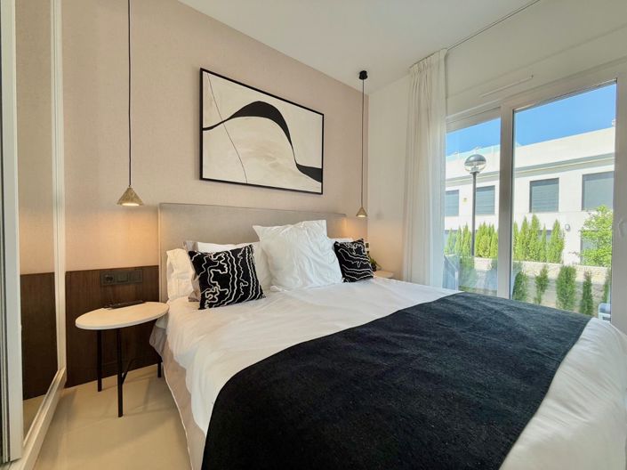 Image No.4-2 Bed Apartment for sale