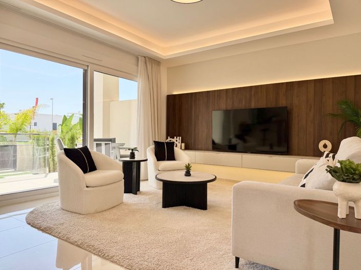 Image No.8-2 Bed Apartment for sale