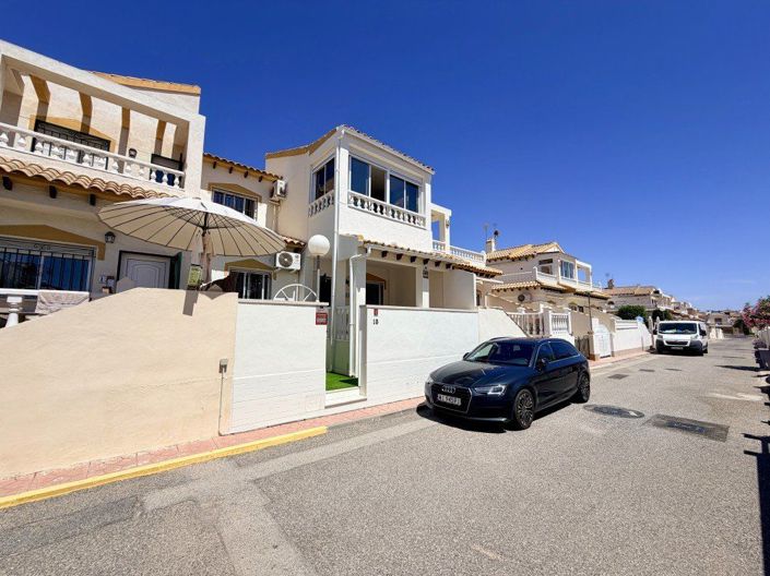 Image No.20-3 Bed House for sale