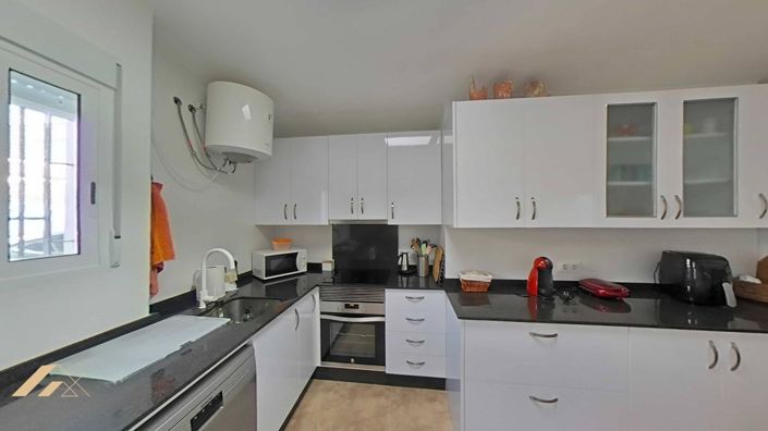 Image No.31-2 Bed Bungalow for sale