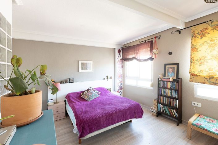 Image No.20-4 Bed Penthouse for sale