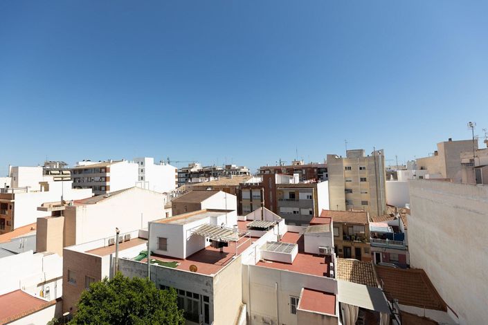 Image No.23-4 Bed Penthouse for sale