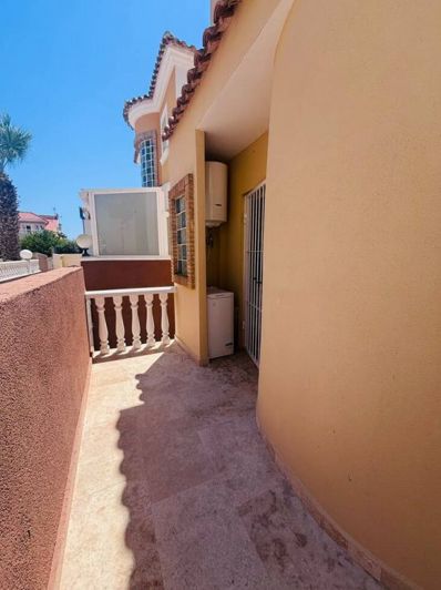 Image No.21-3 Bed Villa for sale