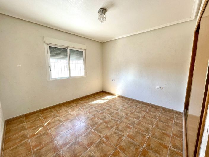 Image No.15-4 Bed Villa for sale