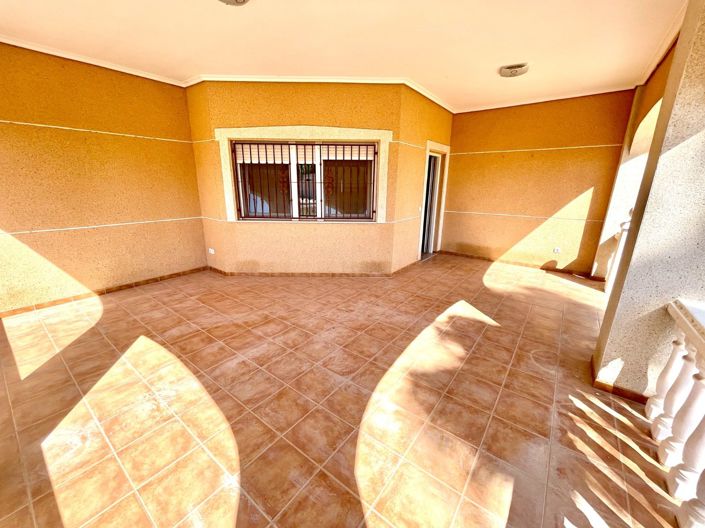 Image No.29-4 Bed Villa for sale