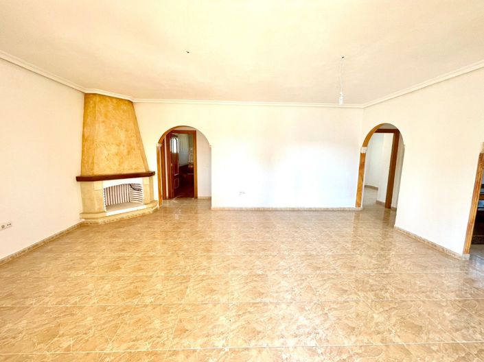 Image No.30-4 Bed Villa for sale