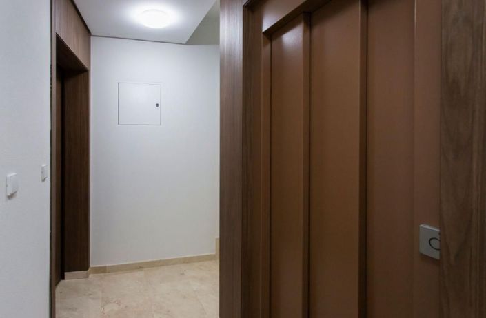 Image No.18-3 Bed Apartment for sale