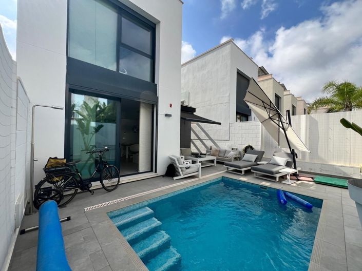 Image No.23-3 Bed Villa for sale