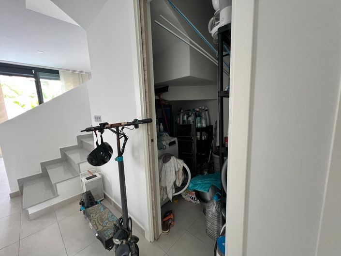 Image No.9-3 Bed Villa for sale