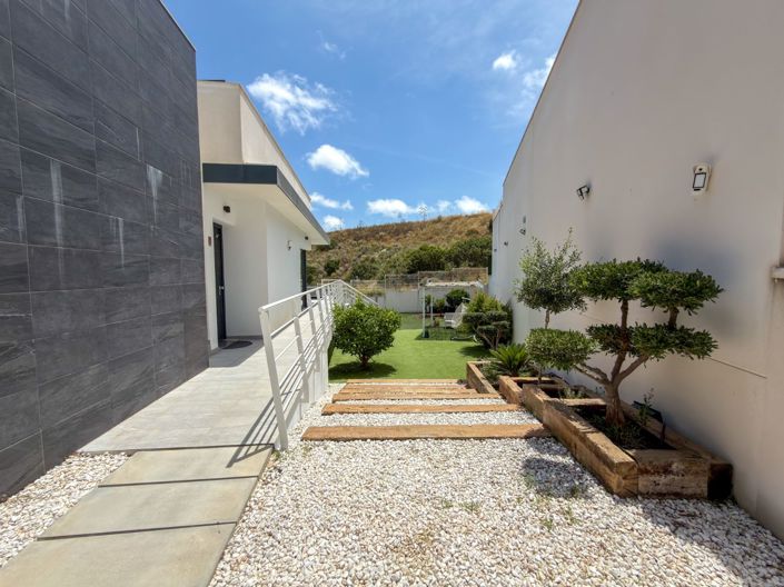 Image No.14-5 Bed Villa for sale