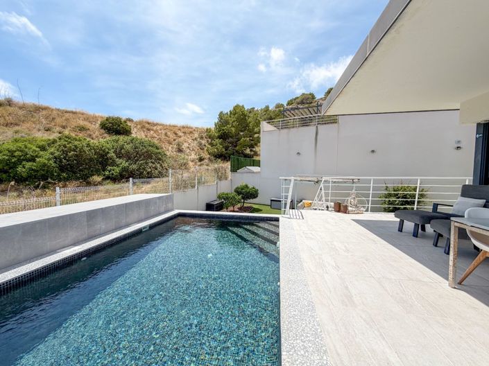 Image No.17-5 Bed Villa for sale