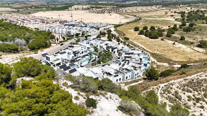 Image No.3-5 Bed Villa for sale
