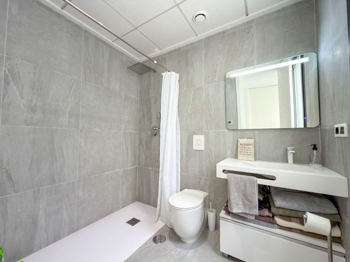 Image No.35-5 Bed Villa for sale