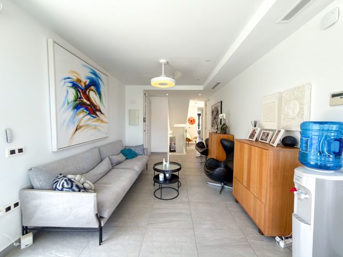 Image No.40-5 Bed Villa for sale
