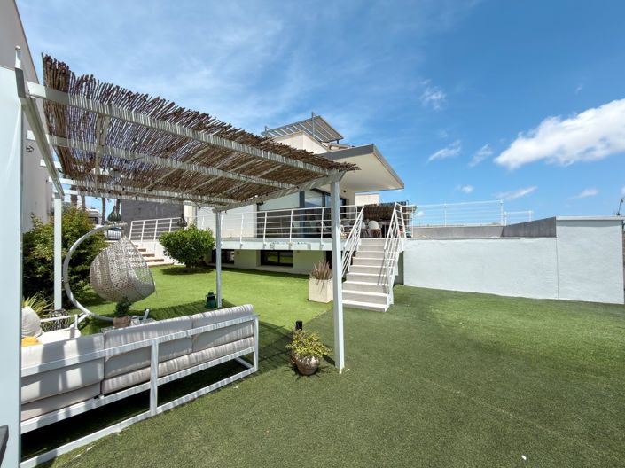 Image No.7-5 Bed Villa for sale