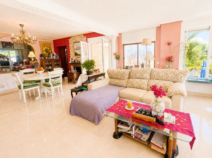 Image No.12-4 Bed Villa for sale