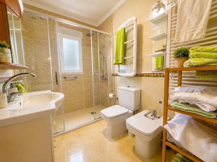 Image No.20-4 Bed Villa for sale