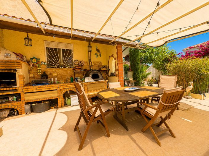 Image No.34-4 Bed Villa for sale