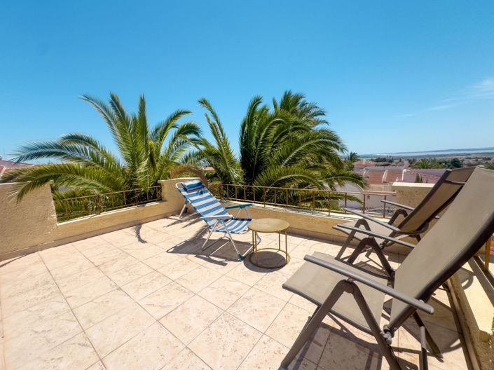 Image No.42-4 Bed Villa for sale