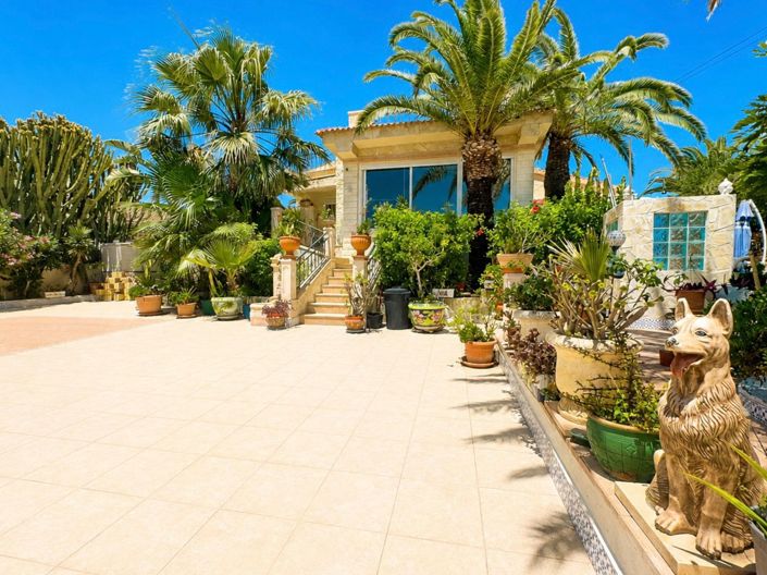 Image No.49-4 Bed Villa for sale