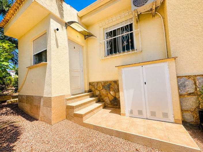 Image No.9-4 Bed Villa for sale