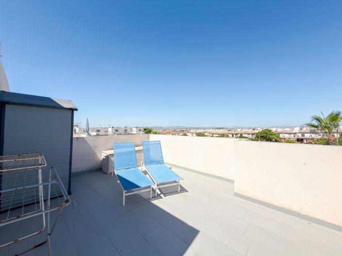 Image No.38-2 Bed House for sale