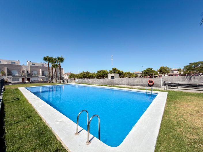 Image No.42-2 Bed House for sale