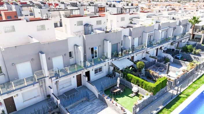 Image No.50-2 Bed House for sale