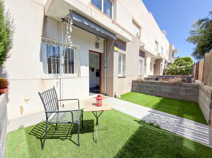Image No.7-2 Bed House for sale