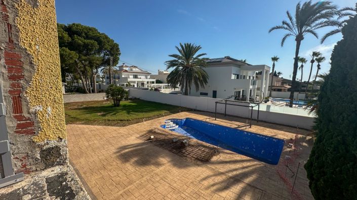 Image No.35-5 Bed Villa for sale