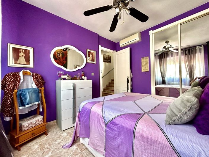 Image No.12-2 Bed House for sale