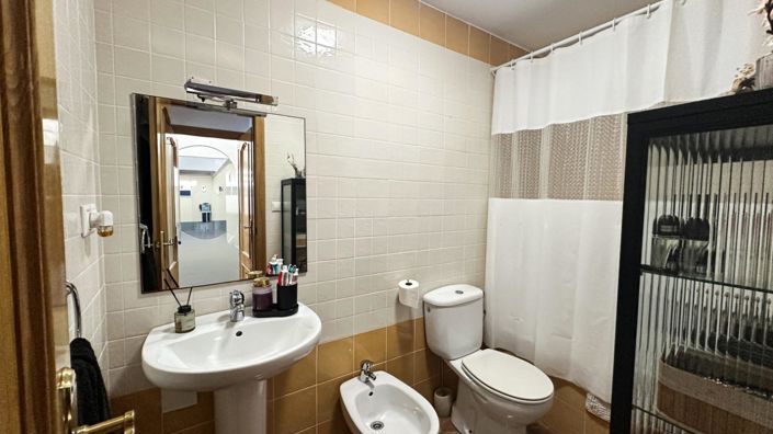 Image No.21-2 Bed Apartment for sale