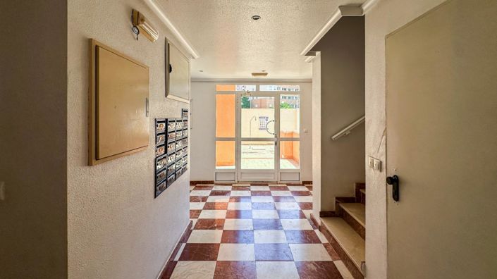 Image No.34-2 Bed Apartment for sale