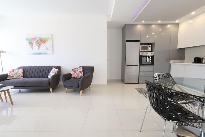 Image No.11-2 Bed Apartment for sale