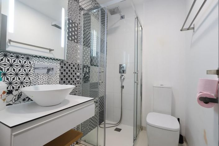 Image No.13-2 Bed Apartment for sale