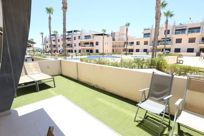 Image No.22-2 Bed Apartment for sale