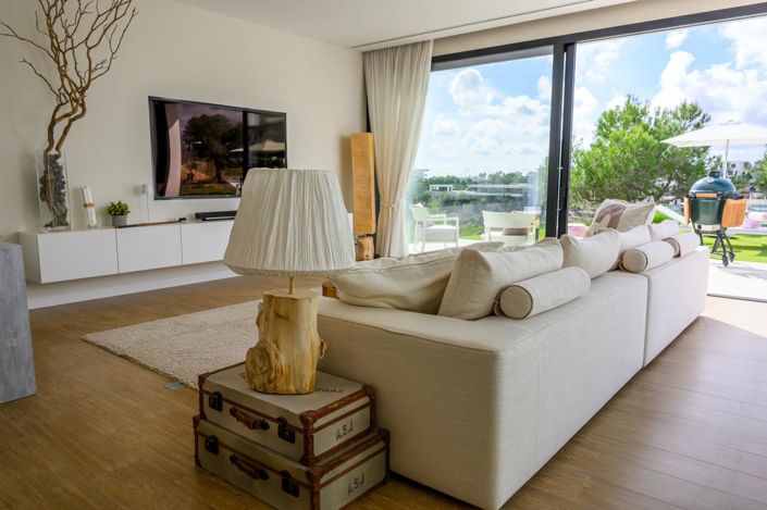 Image No.18-3 Bed Villa for sale