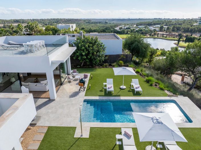 Image No.30-3 Bed Villa for sale