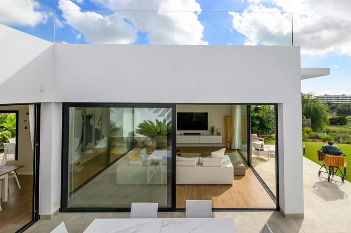 Image No.31-3 Bed Villa for sale