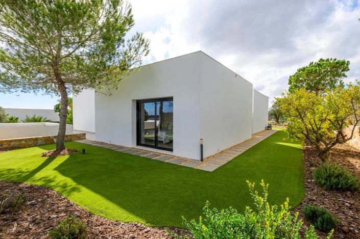 Image No.33-3 Bed Villa for sale