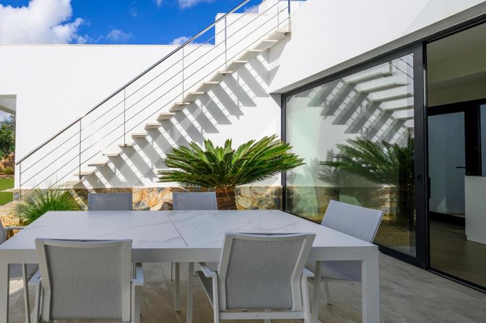 Image No.37-3 Bed Villa for sale