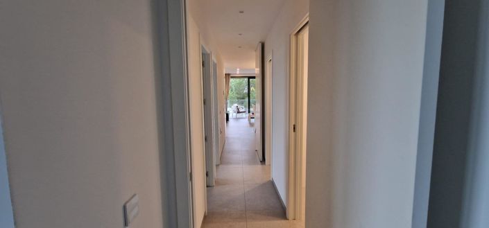 Image No.37-3 Bed Apartment for sale