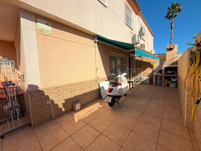 Image No.4-Chalet de 3 chambres à vendre à Torrevieja
