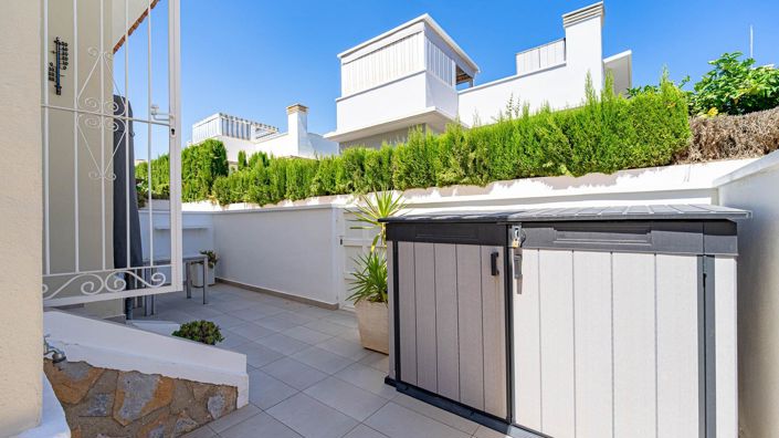 Image No.18-3 Bed Townhouse for sale