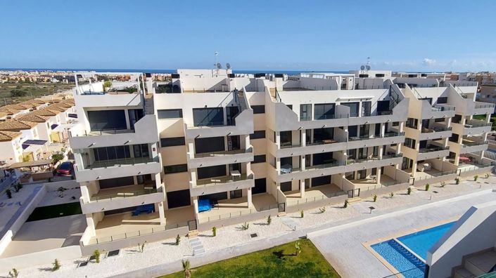 Image No.15-2 Bed Apartment for sale