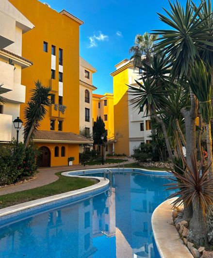 Image No.2-Appartement de 2 chambres à vendre à Torrevieja