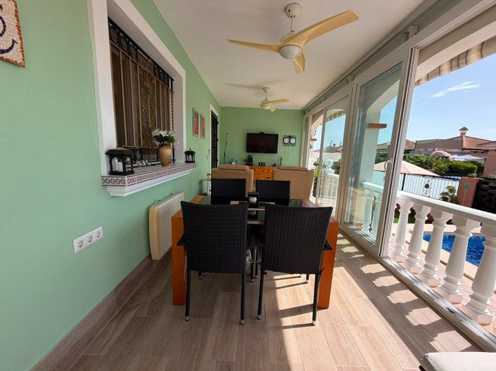 Image No.10-3 Bed Villa for sale