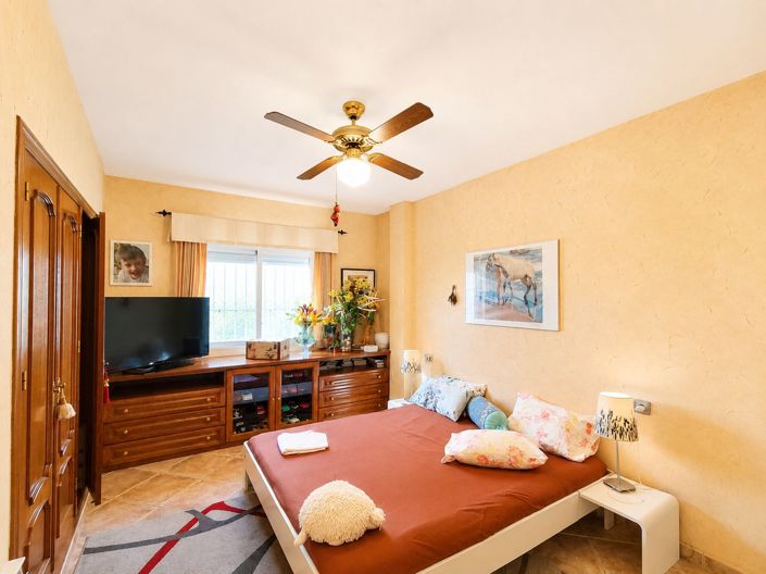 Image No.21-5 Bed Villa for sale