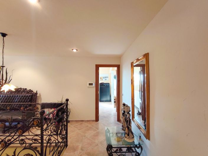 Image No.32-5 Bed Villa for sale