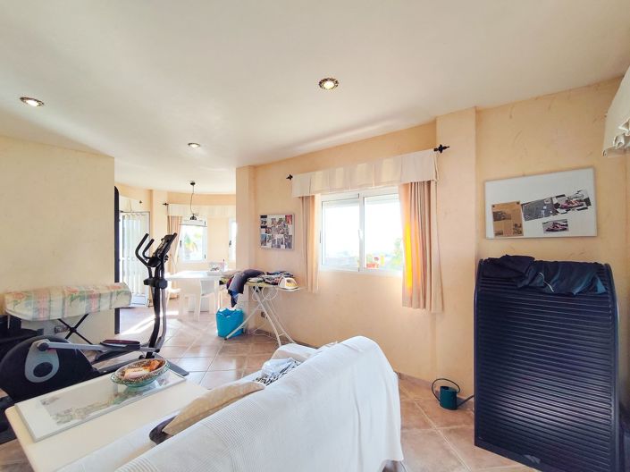 Image No.35-5 Bed Villa for sale